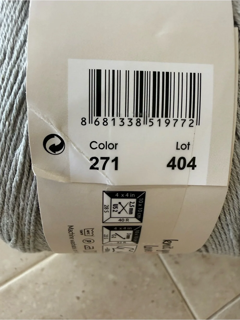 Yarn Art Flowers Blue Gradient Yarn Cake - Navy to Pale Blue/Gray